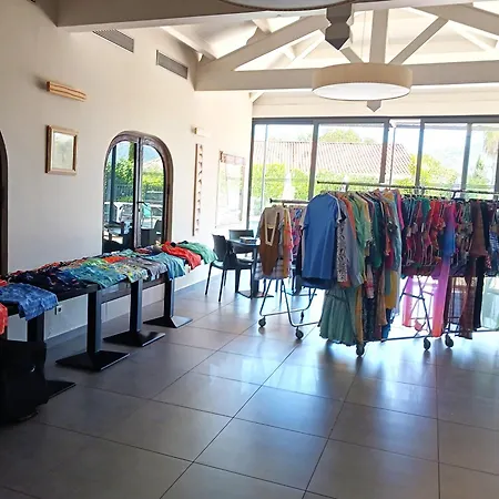 Golfe & Porto-vecchio Otel 3*