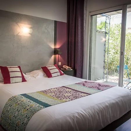 Golfe & Porto-vecchio Otel 3*